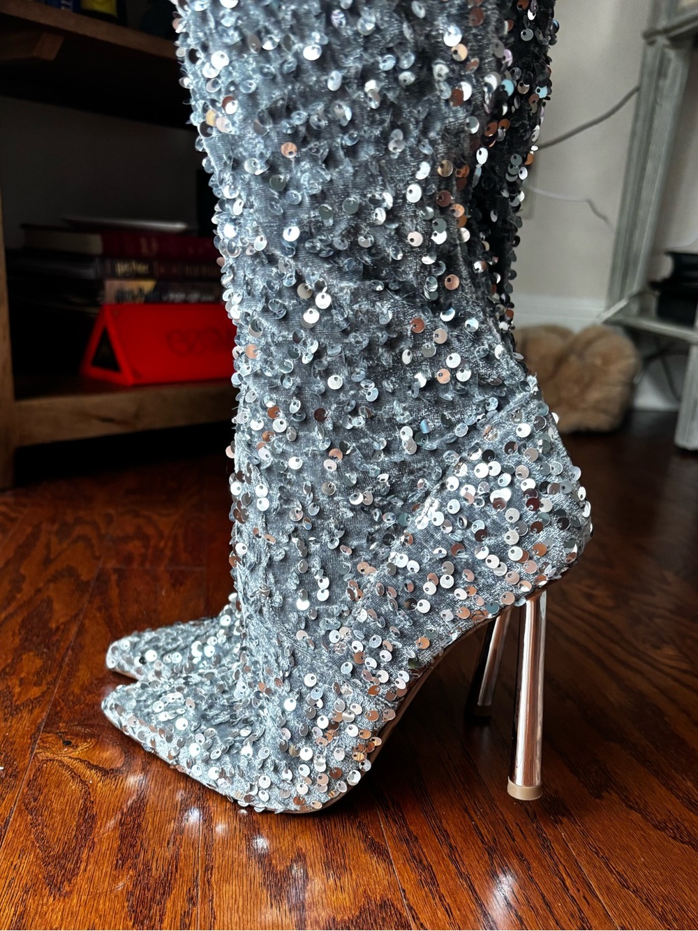 Steve Madden Vivee Silver sequined Over-The-Knee Boots Sz 8 - Picture 5 of 11